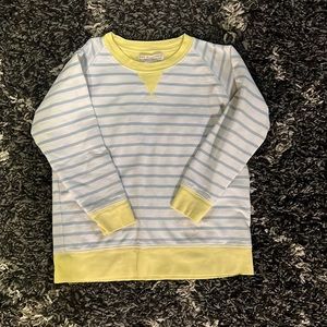 Crew neck lightweight sweater